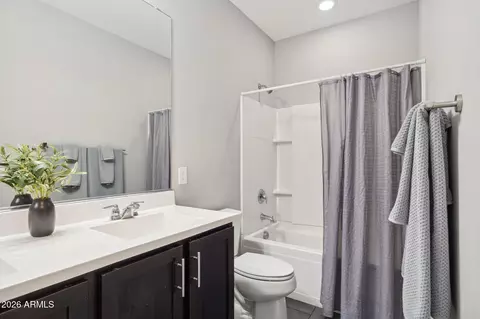 Bath - 10915 E Travertine Ave, Mesa, AZ 85212 photo 7 of 8