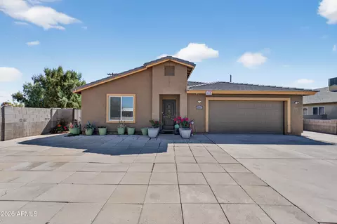 1939 Encinas Ln, Phoenix, AZ 85040