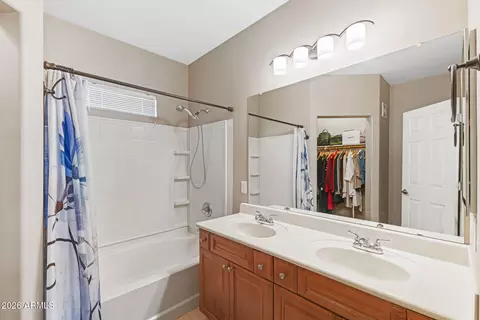 Bath - 1920 E Bell Rd #1019, Phoenix, AZ 85022 photo 2 of 4