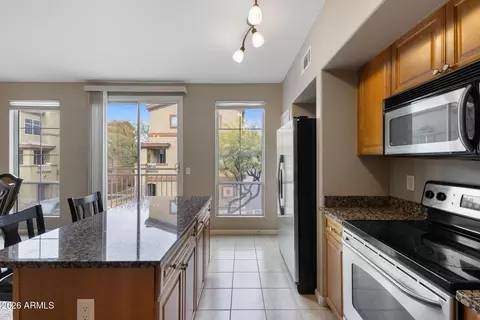 Kitchen - 1920 E Bell Rd #1019, Phoenix, AZ 85022 photo 7 of 7
