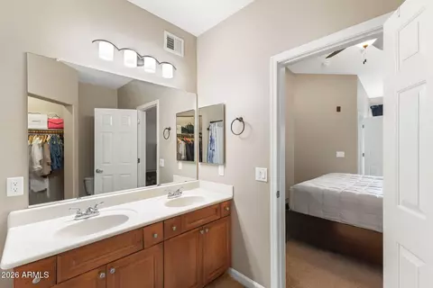 Bath - 1920 E Bell Rd #1019, Phoenix, AZ 85022 photo 3 of 4