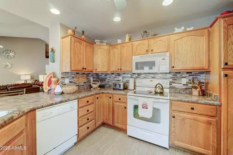 Kitchen - 11022 E Natal Ave, Mesa, AZ 85209 photo 2 of 3