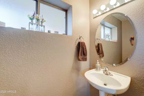 Bath - 11022 E Natal Ave, Mesa, AZ 85209 photo 4 of 4
