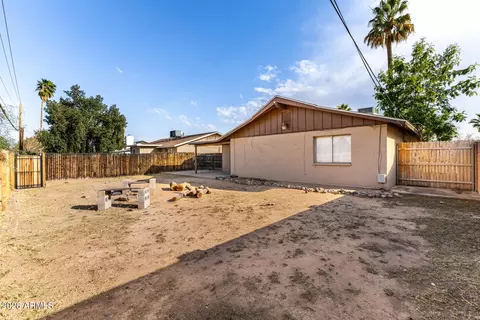 Exterior - 1412 E Broadmor Dr, Tempe, AZ 85282 photo 5 of 7