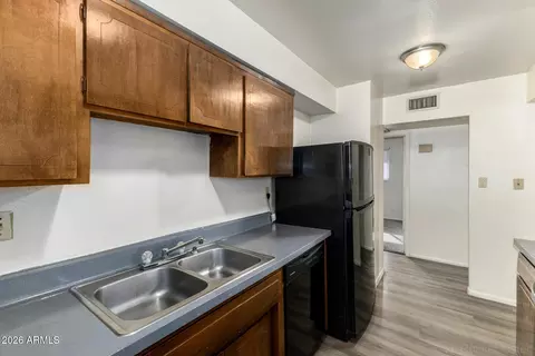 Kitchen - 1412 E Broadmor Dr, Tempe, AZ 85282 photo 1 of 2