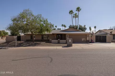 2901 W Straford Dr, Chandler, AZ 85224