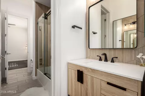 Bath - 22823 N 46th St, Phoenix, AZ 85050 photo 4 of 4