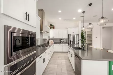Kitchen - 22823 N 46th St, Phoenix, AZ 85050 photo 2 of 3