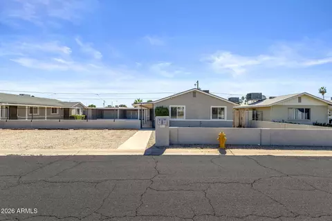 833 E Alice Ave, Phoenix, AZ 85020
