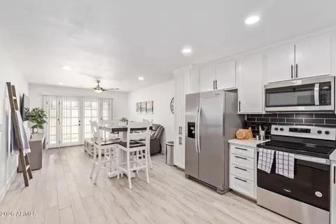 6721 E Mcdowell Rd #E308, Scottsdale, AZ 85257