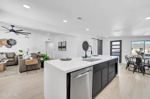 1413 E Wesleyan Dr, Tempe, AZ 85282