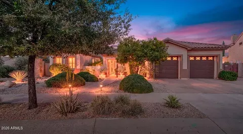 876 W Elm Ct, Litchfield Park, AZ 85340