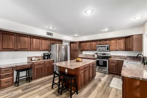 Kitchen - 1015 E Liberty Ln, Gilbert, AZ 85296 photo 2 of 2
