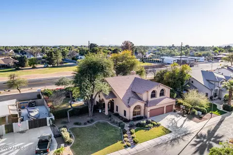 View/Area - 1015 E Liberty Ln, Gilbert, AZ 85296 photo 2 of 6