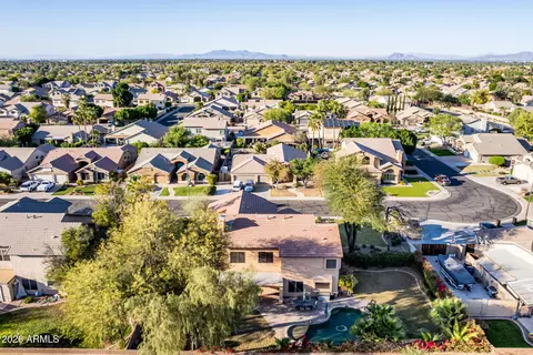 View/Area - 1015 E Liberty Ln, Gilbert, AZ 85296 photo 6 of 6