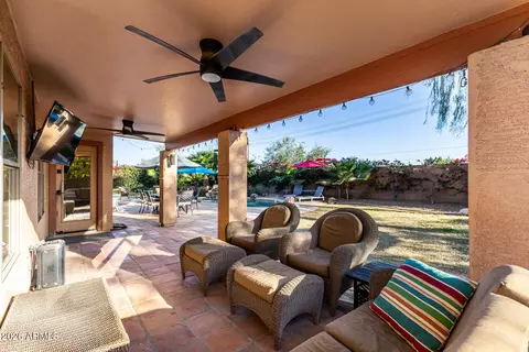 Exterior - 1015 E Liberty Ln, Gilbert, AZ 85296 photo 8 of 16