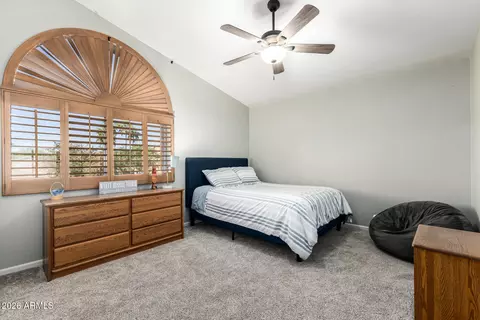 Bedroom - 1015 E Liberty Ln, Gilbert, AZ 85296 photo 4 of 7