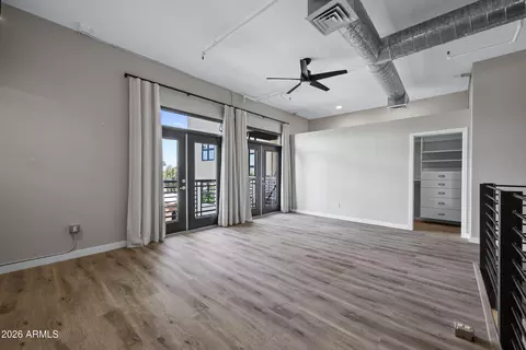 Living - 914 E Osborn Rd #208, Phoenix, AZ 85014 photo 4 of 7