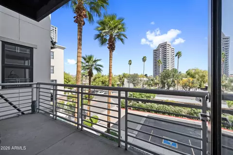 Exterior - 914 E Osborn Rd #208, Phoenix, AZ 85014 photo 3 of 4