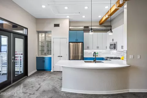 Kitchen - 914 E Osborn Rd #208, Phoenix, AZ 85014 photo 3 of 6