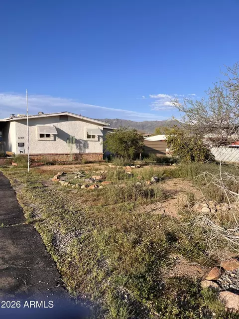 22608 W Henderson St, Congress, AZ 85332