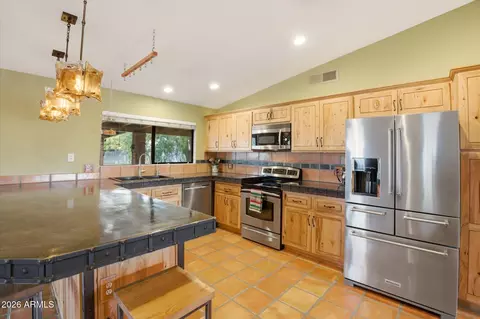 Kitchen - 4634 E La Puente Ave, Phoenix, AZ 85044 photo 1 of 5