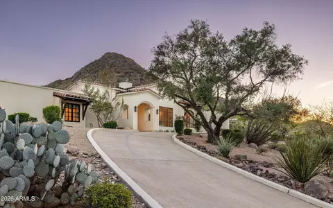 4431 E Sunset Dr, Phoenix, AZ 85028