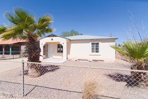 120 S Elota Ave, Ajo, AZ 85321