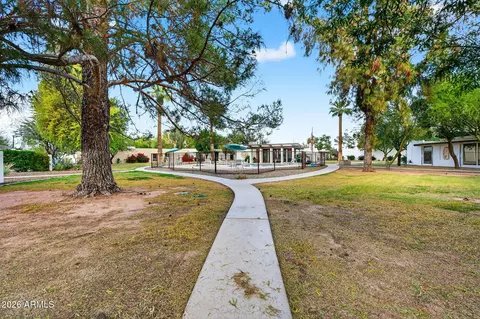 Exterior - 4816 Earll Dr, Phoenix, AZ 85018 photo 7 of 14