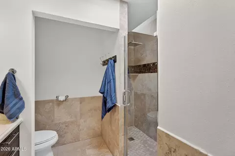 Bath - 4816 Earll Dr, Phoenix, AZ 85018 photo 3 of 4