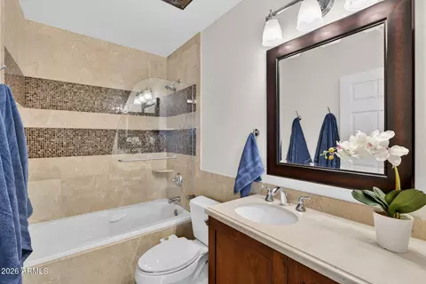 Bath - 4816 Earll Dr, Phoenix, AZ 85018 photo 1 of 4