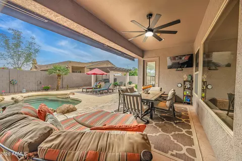 Exterior - 636 E Vermont Dr, Gilbert, AZ 85295 photo 5 of 13
