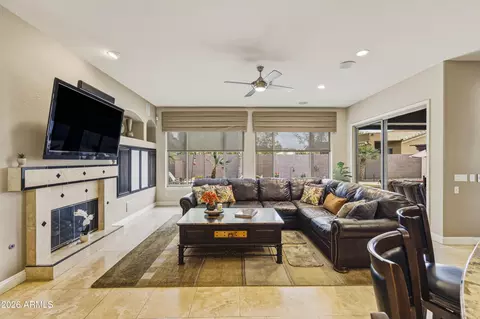 Living - 636 E Vermont Dr, Gilbert, AZ 85295 photo 1 of 4