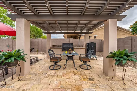 Exterior - 636 E Vermont Dr, Gilbert, AZ 85295 photo 12 of 13