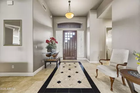 Entry Way - 636 E Vermont Dr, Gilbert, AZ 85295 photo 2 of 6