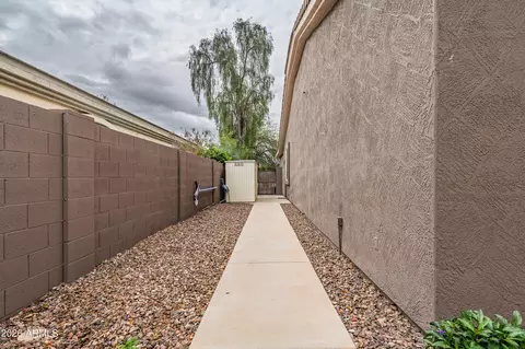 Exterior - 636 E Vermont Dr, Gilbert, AZ 85295 photo 13 of 13