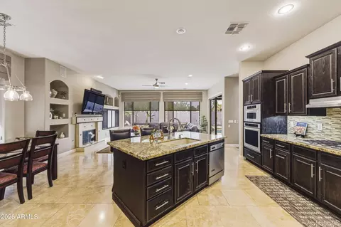 Kitchen - 636 E Vermont Dr, Gilbert, AZ 85295 photo 3 of 6
