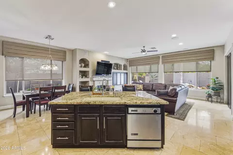 Kitchen - 636 E Vermont Dr, Gilbert, AZ 85295 photo 4 of 6