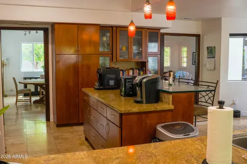 20 E Bethany Home Rd, Phoenix, AZ 85012