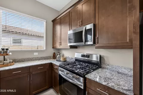 Kitchen - 9969 S Dutchman Dr, Apache Junction, AZ 85120 photo 2 of 8