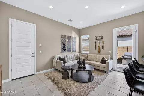 Entry Way - 9969 S Dutchman Dr, Apache Junction, AZ 85120 photo 5 of 9
