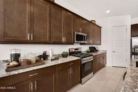 Entry Way - 9969 S Dutchman Dr, Apache Junction, AZ 85120 photo 7 of 9