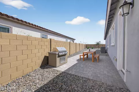 Exterior - 9969 S Dutchman Dr, Apache Junction, AZ 85120 photo 7 of 12
