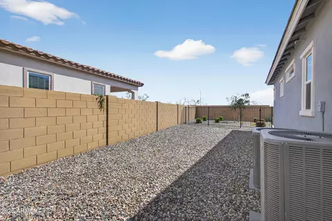 Exterior - 9969 S Dutchman Dr, Apache Junction, AZ 85120 photo 8 of 12