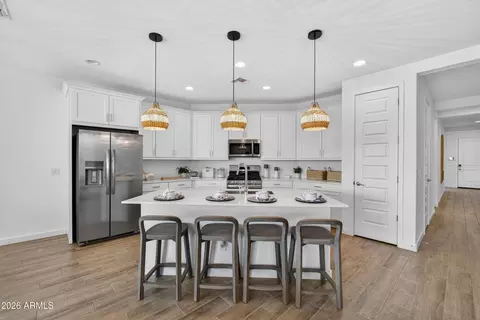 Kitchen - 9941 S Dutchman Dr, Apache Junction, AZ 85120 photo 3 of 4