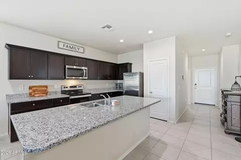 Kitchen - 9458 E Cotton Rd, Florence, AZ 85132 photo 3 of 5