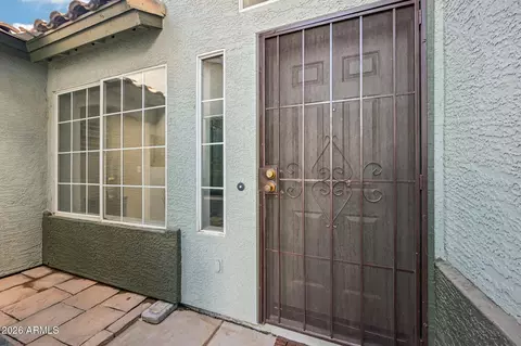 Exterior - 2177 E Ranch Ct, Gilbert, AZ 85296 photo 2 of 10