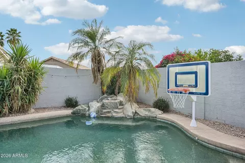 Exterior - 2177 E Ranch Ct, Gilbert, AZ 85296 photo 5 of 10