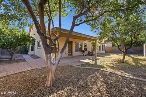 Exterior - 814 E Stanford Ave, Gilbert, AZ 85234 photo 5 of 5