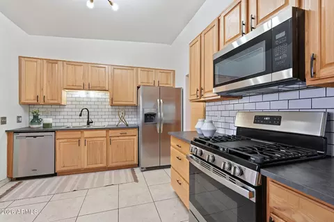 Kitchen - 1201 E Rose Ln #9, Phoenix, AZ 85014 photo 2 of 2